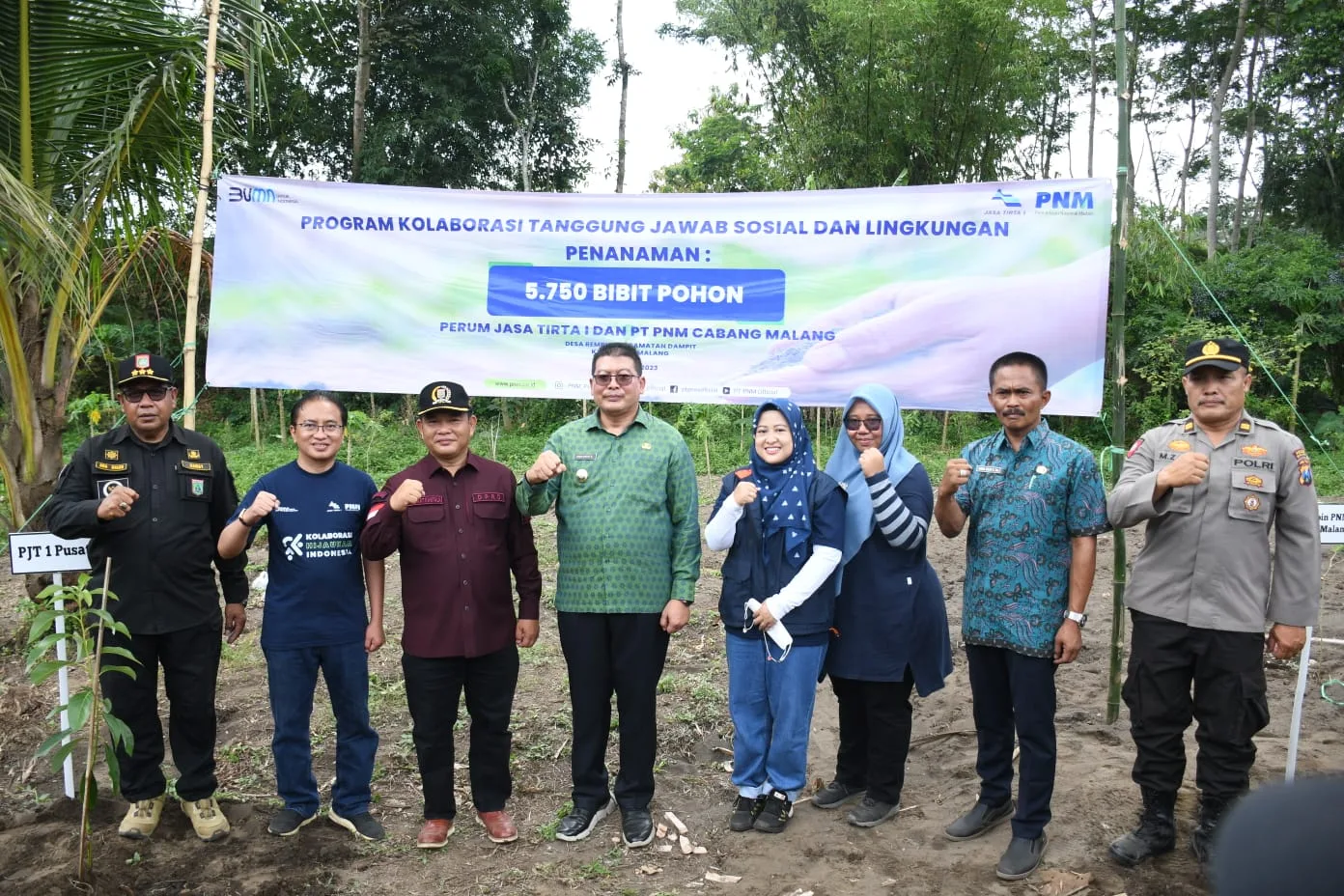 Tanam bibit pohon