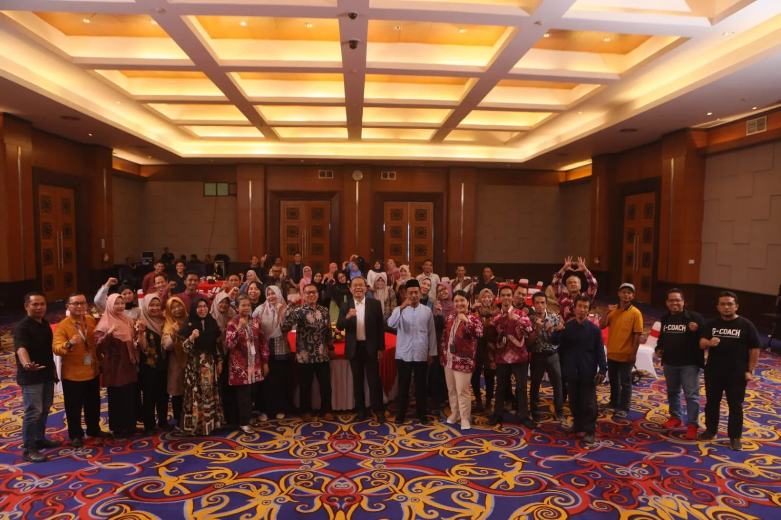 foto bersama.