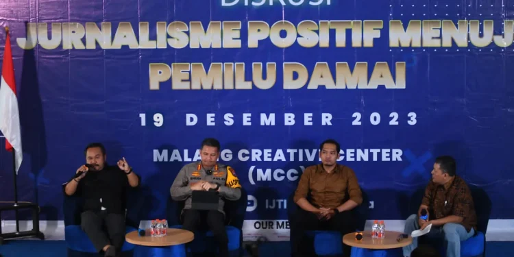Diskusi Jurnalisme Positif yang digelar oleh IJTI Malang.