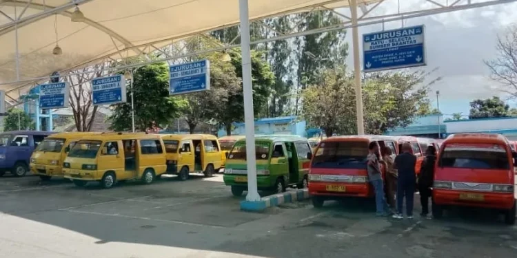 Angkot Kota Batu.