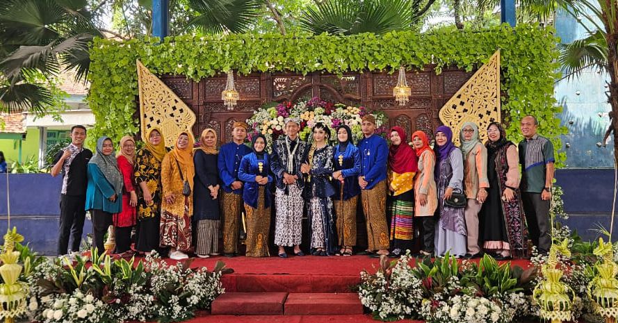 Resepsi pernikahan ala siswa SMKN 2 Malang