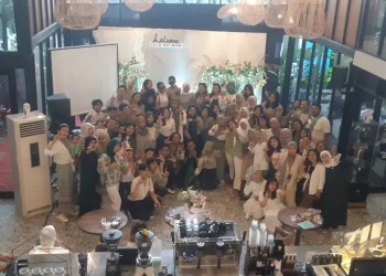 Kemeriahan Grand Launching Lalunna Let's Get Glow di Kota Malang.