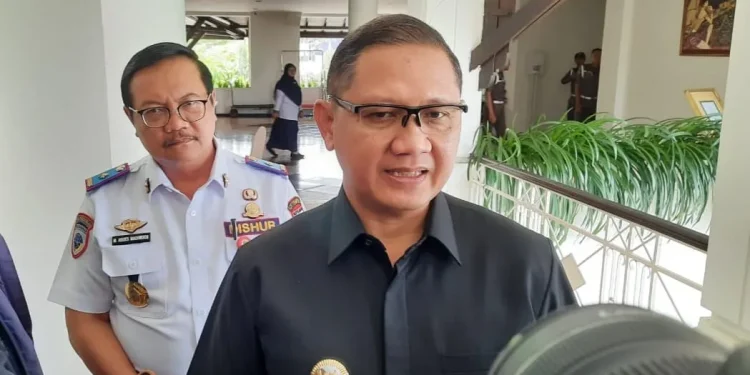 Pj Wali Kota Batu Aries Agung Paewai.