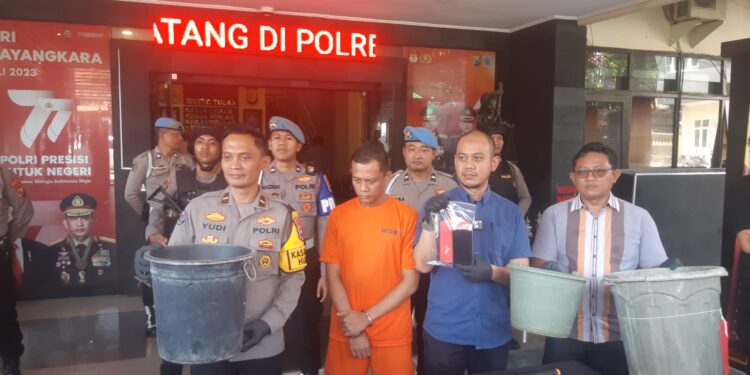 Satreskrim Polresta Malang Kota membongkar kasus dukun pijat memutilasi pelanggannya.