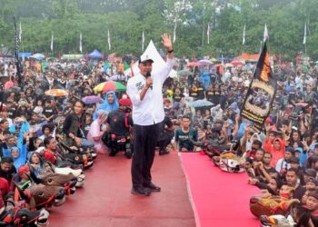 Ganjar Pranowo dalam acara 1.000 Bantengan di Kota Malang.