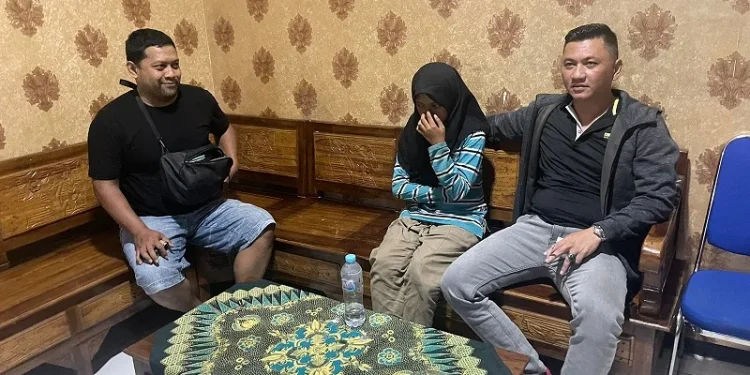 Riska Sri Wahyuni, gadis difabel asal Pakisaji, usai diamankan pihak kepolisian.