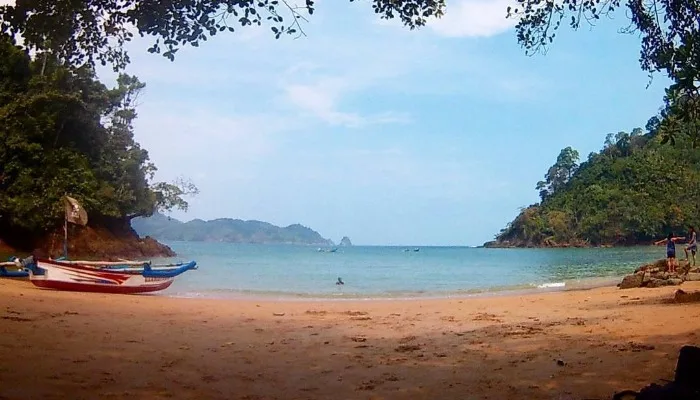 Pantai Bolu Bolu