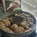 Bakso Pocong Lawang menyediakan bakso dengan berbagai ukuran.