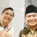 Penulis Abd Aziz (kanan) dan Ketua Umum IDI Daeng Mohammad Faqih.