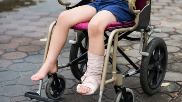 Penyakit lumpuh layu atau Polio