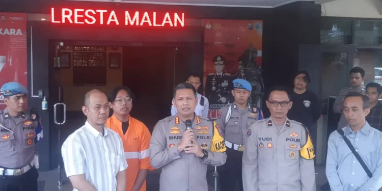 infomasi hoaks
