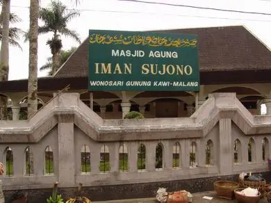 Masjid Agung Iman Sujono Gunung Kawi
