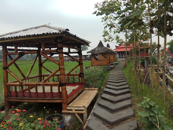 Desa Wisata Dewi Sri