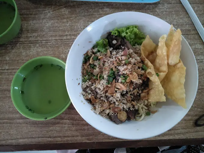 Depot Pangsit Mie Ayam Bromo Pojok