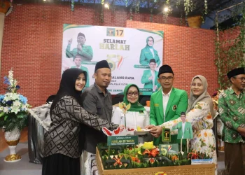 Ketua PPP Jatim, Munjidah Wahab dalam HUT PPP ke-51 di Malang.