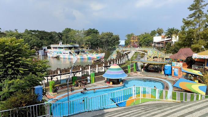 Sengkaling Waterpark Malang
