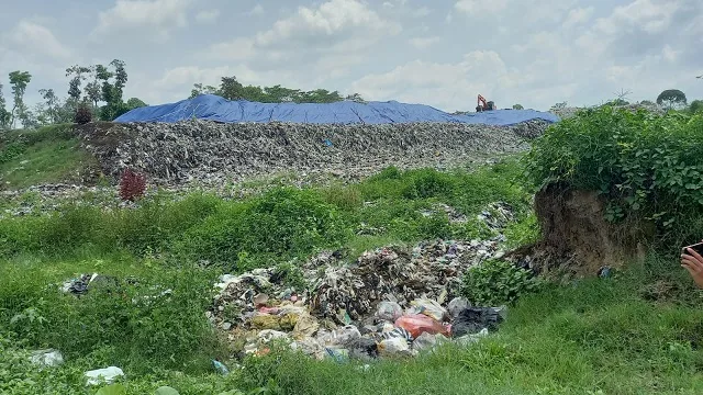 Kondisi TPA Paras Poncokusumo saat ini.