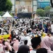 Hadiri Haul Akbar Imamain 2024, Ribuan Jamaah Padati Alun-alun Merdeka Kota Malang