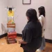 Penampakan karya seni Cak Klemin di Galeri Raos Kota Batu berjudul "IGD buat Caleg Gagal'