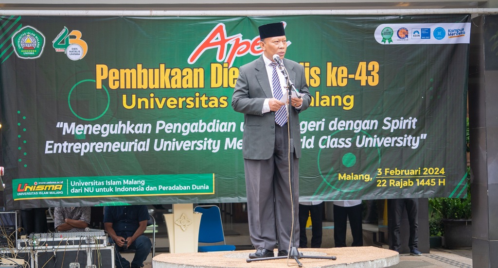 Rektor Universitas Islam Malang (Unisma), Prof Dr Maskuri Msi, saat membuka apel pembukaan Dies Natalies ke-43, Sabtu (3/2/2024).