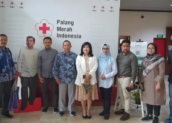 Utusuan dua Fakultas UMM, Vokasi dan Psikologi, saat jajaki kerja sama dengan PMI Pusat. UMM siap andil dalam aktivitas kemanusiaan bersama PMI. Foto/dok for TM