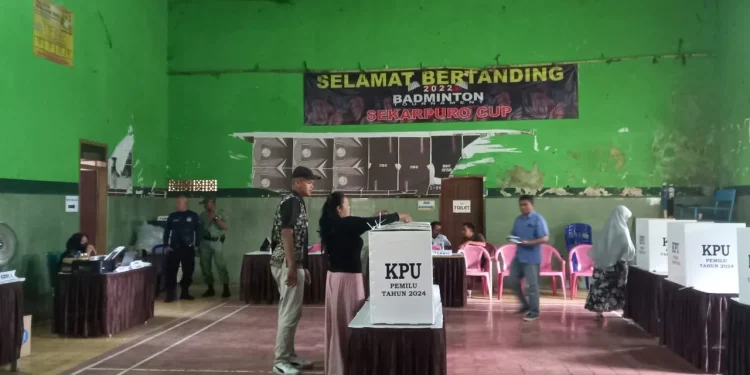 Pemungutan Suara Ulang (PSU) yang dilaksanakan di TPS 04 Desa Sekarpuro, Kecamatan Pakis. Foto: Aisyah Nawangsari Putri