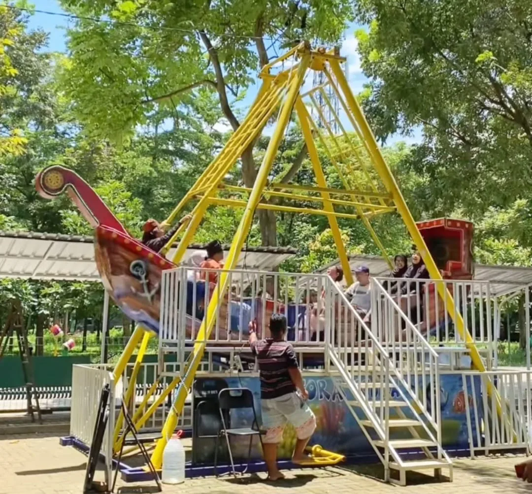 Wahana Taman Rampal Malang yang baru saja dibuka pada 17 Februari 2024 lalu /Foto: Instagram @taman.rampal