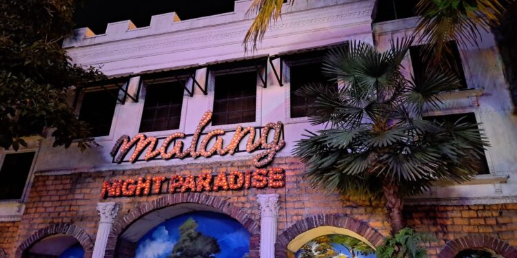 Malang Night Paradise malam hari pada Kamis (8/2/2024).