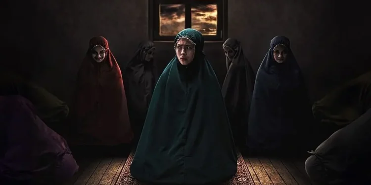 Sinopsis film Munkar, kisah horror urband legend yang meneror pondok pesantren