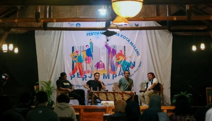 Komunitas Pelangi Sastra