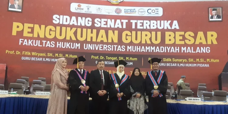 Pengukuhan 3 guru besar UMM