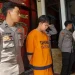 Paksa Istri minum pembersih lantai