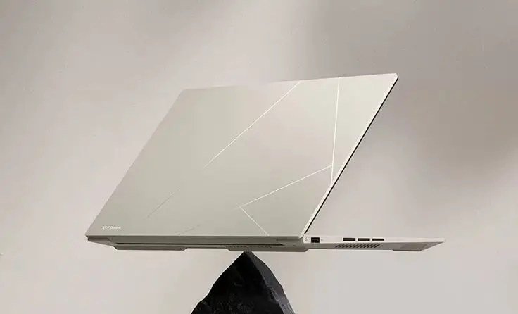 Laptop 