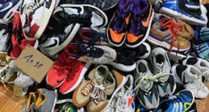 Sepatu bekas