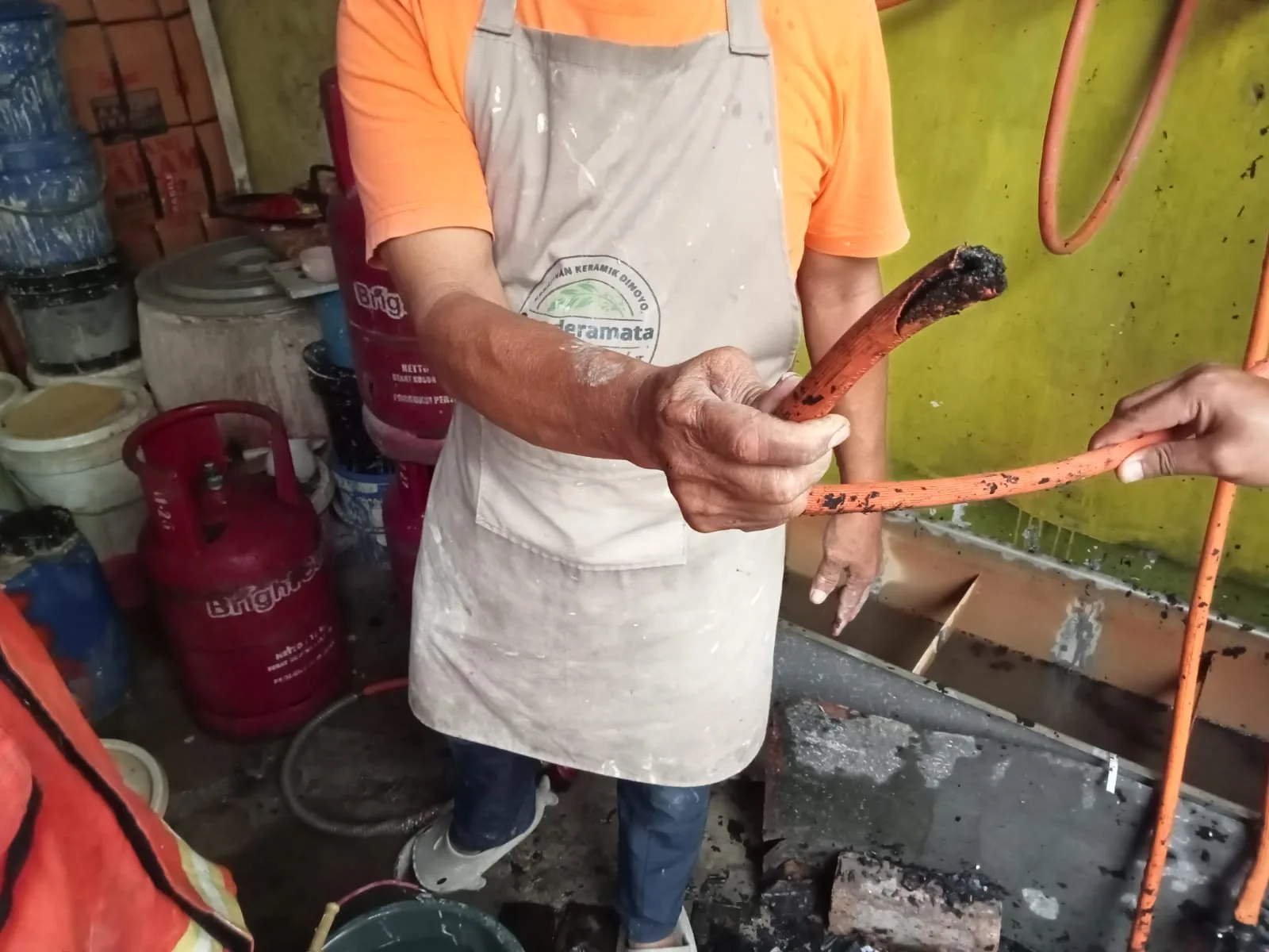 selang bocor