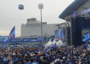 Prabowo Subianto berorasi di Stadion Gajayana Kota Malang.