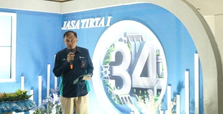 Direktur Utama Perum Jasa Tirta I, Fahmi Hidayat, saat mengutarakan target pengembangan bisnis PJT I di 2024.