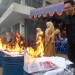 Pemusnahan surat suara Pemilu 2024 di Kota Malang yang rusak dan lebih oleh KPU Kota Malang. (Foto/M Sholeh)