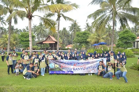 Keseruan Family Gathering FEB UNISMA.