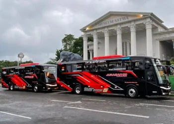 Sensasi Ngabuburit Keliling Ala Sultan Lewat NgabSul Juragan 99 Trans/Foto: Instagram @juragan99trans