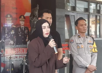 Aghnia Punjabi, selebgram sekaligus pengusaha di Kota Malang mengungkap anaknya yang kerap mengigau ketakutan usai jadi korban penganiayaan suster. (Foto/M Sholeh)
