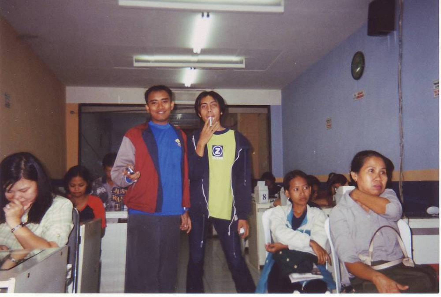 Kiprah Rendra Masdrajad Safaat (kiri) bersama temannya saat masih usia muda. Foto/dok Rendra
