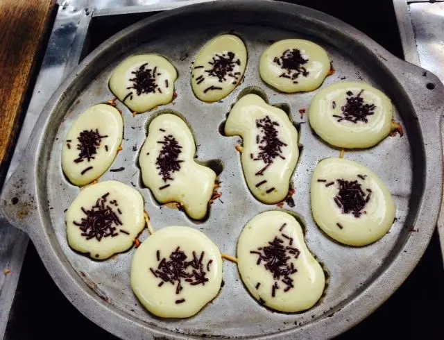 Ilustrasi kue cubit. (Foto/Pinterest)