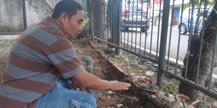 Lokasi penemuan tulang manusia di Galunggung, Kota Malang. (Foto/M Sholeh)