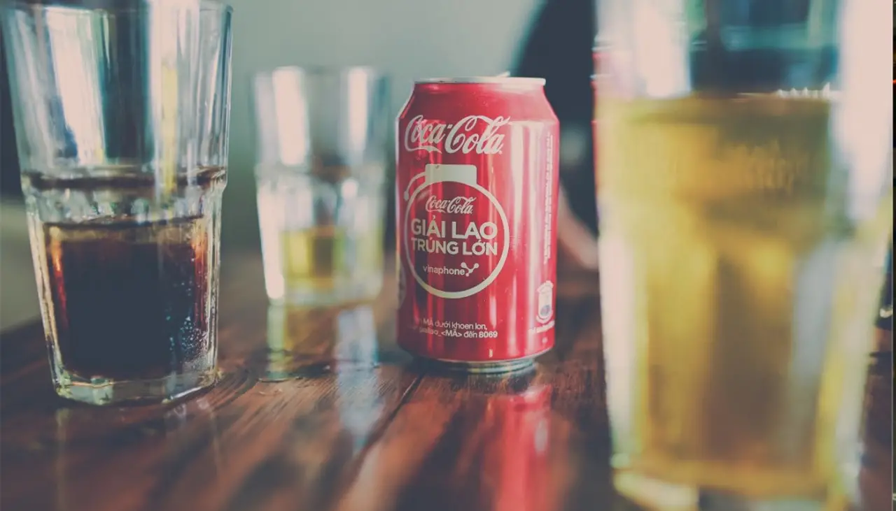 Foto cola yang mengandung karbon. (Foto/pxhere.com)