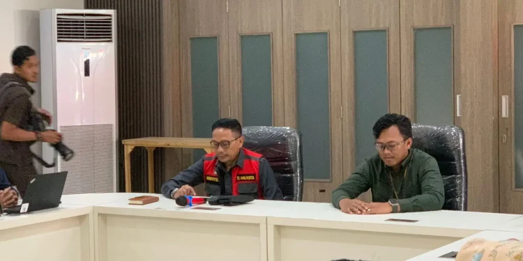Peninjauan Pj Wali Kota Malang di Pertamina Fuel Terminal Malang. Foto / Feni Yusnia