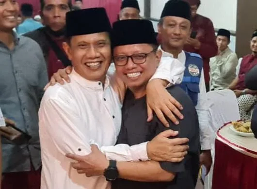 Sempat Tegang Dugaan Geser Suara Caleg PDI Perjuangan Jatim Berakhir Saling Rangkul. Foto/dok for TM
