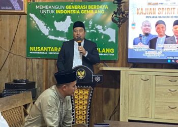 Presiden Nusantara Gilang Gemilang, Puguh Wiji Pamungkas menyampaikan President Lecture. Foto: dok. NGG