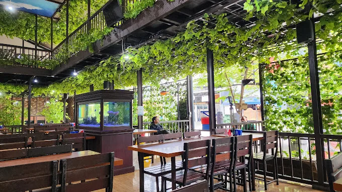Warung Lesehan Yogyakarta Suhat/Foto: Google Review/Ahmad Musyadad