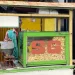 Penampakan gerobak penjual keripik SG khas Malang. Hanya 5 ribuan saja. Foto : Yafia Carnelia